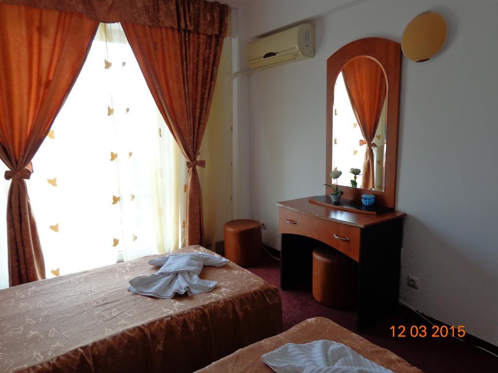 Hotel Cygnus Τουλσέα Δωμάτιο φωτογραφία