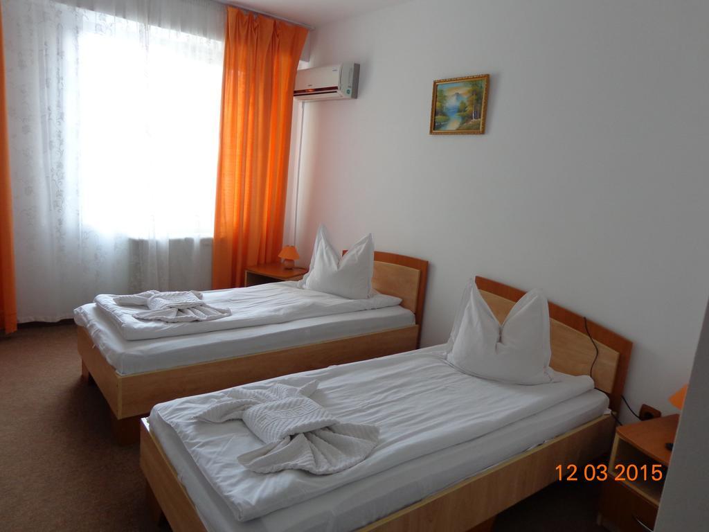 Hotel Cygnus Τουλσέα Δωμάτιο φωτογραφία